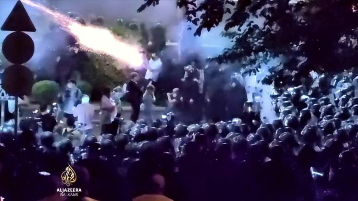 Deseci hiljada na protestima protiv zakona o stranim agentima u Gruziji